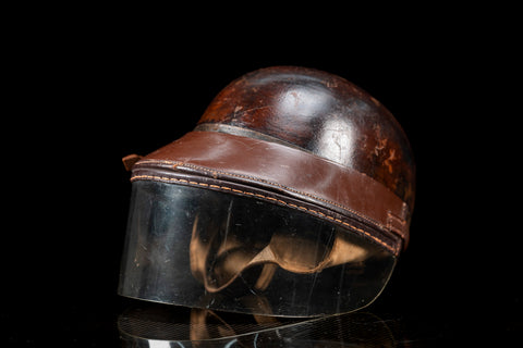 Phil Hill 1958 helmet. / Casco 1958 Phil Hill
