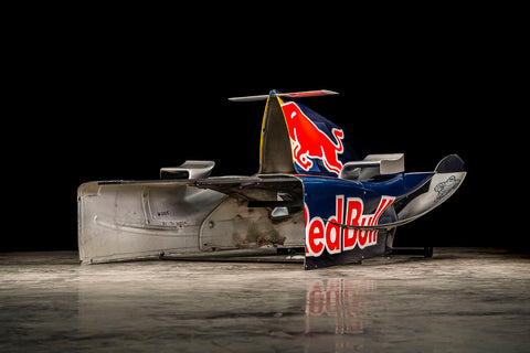 Race-used engine cover F1 RB1