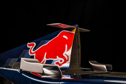Race-used engine cover F1 RB1