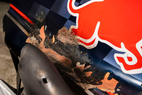 Race-used engine cover F1 RB1