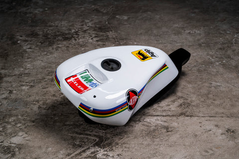 SuperSic Gilera 250 fuel tank. / Serbatoio Gilera 250 SuperSic