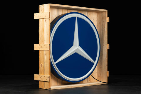 1083 - Mercedes Original Illuminated Sign
