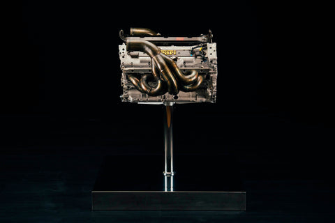 1032 - Ferrari 1998 F1 047 Engine signed by Schumacher