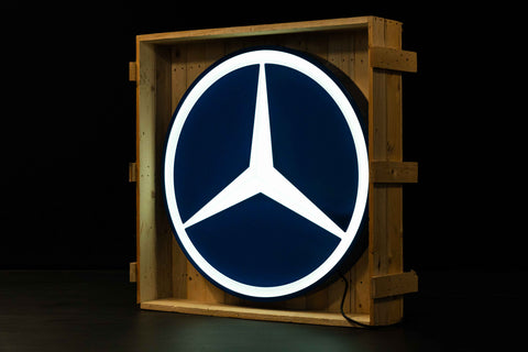 1083 - Mercedes Original Illuminated Sign