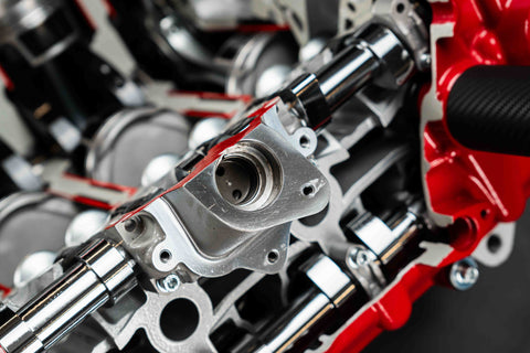 1070 - Ferrari V8 Sectioned Engine Table