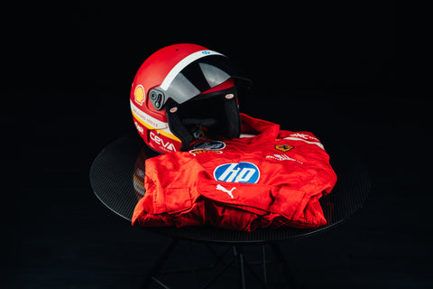 1137 - Ferrari Mechanic Suit and Helmet