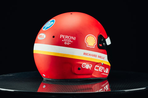 1137 - Ferrari Mechanic Suit and Helmet