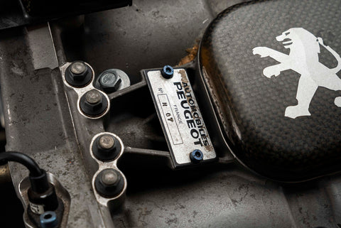 Peugeot F1 V10 engine 1998