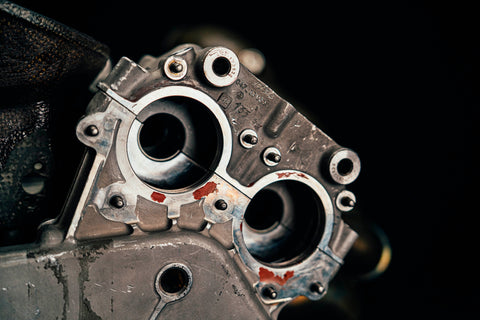 1032 - Ferrari 1998 F1 047 Engine signed by Schumacher