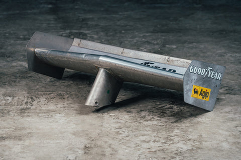 Rare Ferrari 312 T2 rear wing, part of the car that won the 1977 Constructors' Championship. / Ala posteriore rara Ferrari 312 T2, parte della vettura vincitrice del Campionato Costruttori 1977.