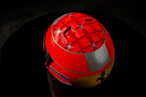 Rare Schumacher Bell helmet, collector’s edition N24/30. / Raro casco Bell di Schumacher, edizione da collezione N24/30