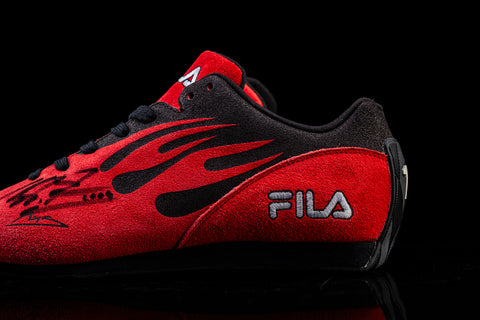 Rare Michael Schumacher FILA signed shoes, F1 memorabilia. / Rare scarpe FILA autografate da Schumacher, memorabilia F1