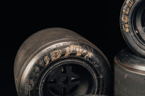 Mclaren M23 wheel and Tyres
