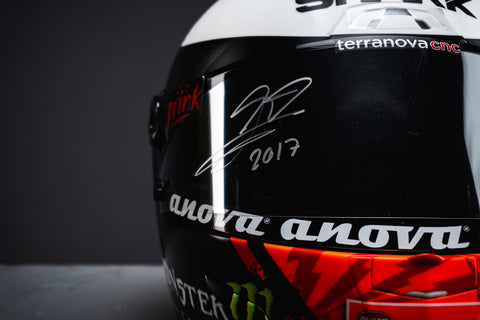 motogp rider andrea iannone - 7