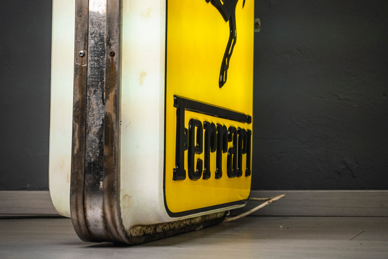 FERRARI SIGN