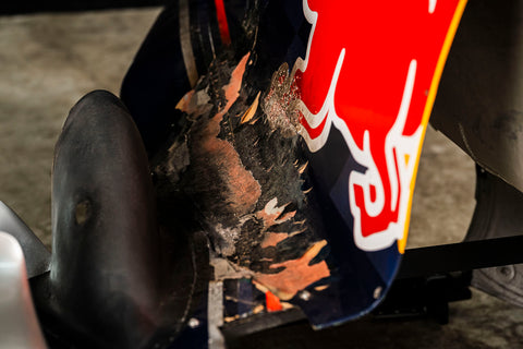 Race-used engine cover F1 RB1