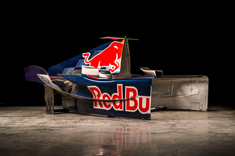 Race-used engine cover F1 RB1