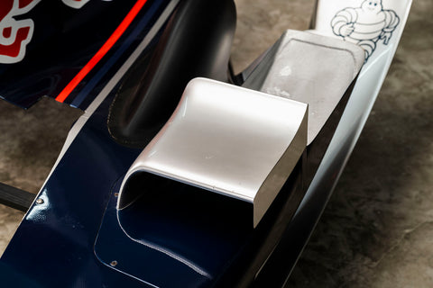 Race-used engine cover F1 RB1
