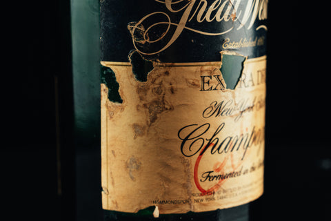 1134 - Gilles Villeneuve Singed Podium Bottle