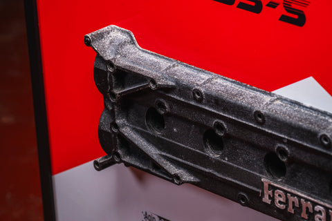 Valve cover v12-1