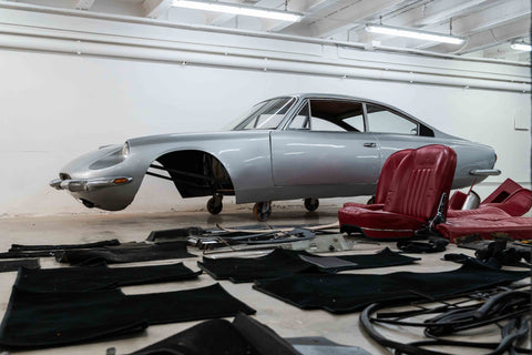 1085 - Ferrari 365 body and complete interior