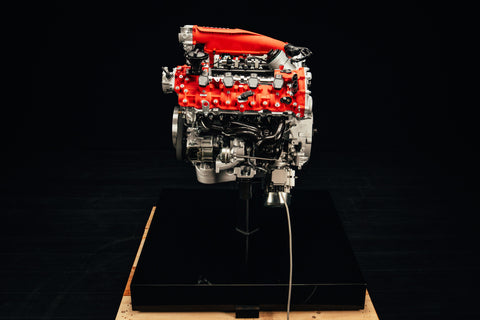 Ferrari V8 cutaway moving engine