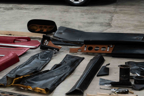 1085 - Ferrari 365 body and complete interior