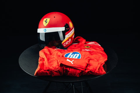 1137 - Ferrari Mechanic Suit and Helmet