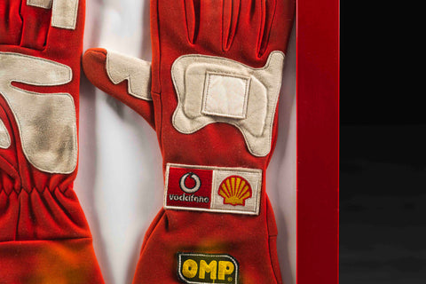 1122 - Michael Schumacher 2004 Gloves