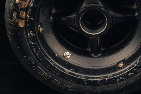 Mclaren M23 wheel and Tyres