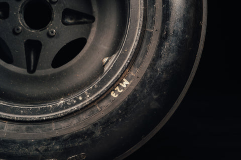 Mclaren M23 wheel and Tyres