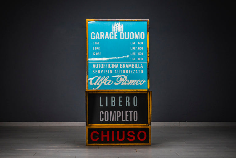 Alfa Romeo Sign