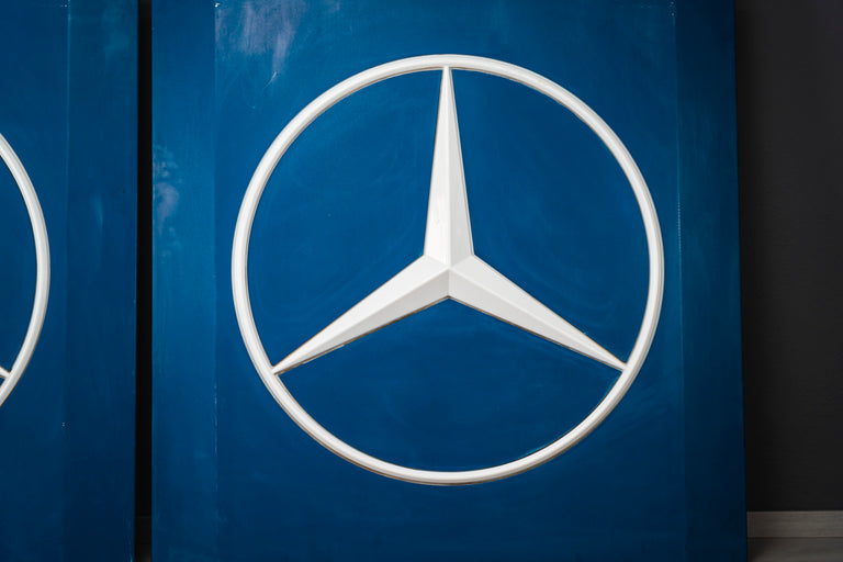 Mercedes Signs