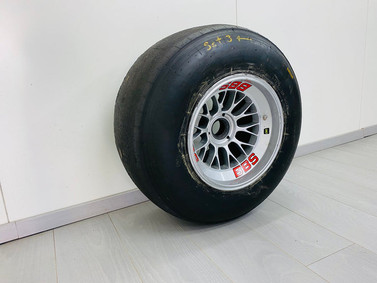 F1 Ferrari Wheel